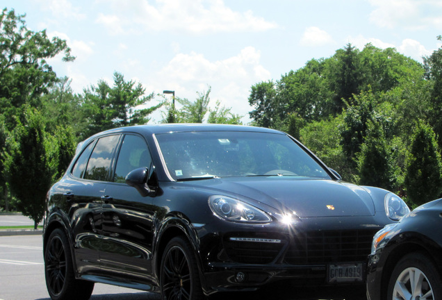 Porsche 958 Cayenne GTS