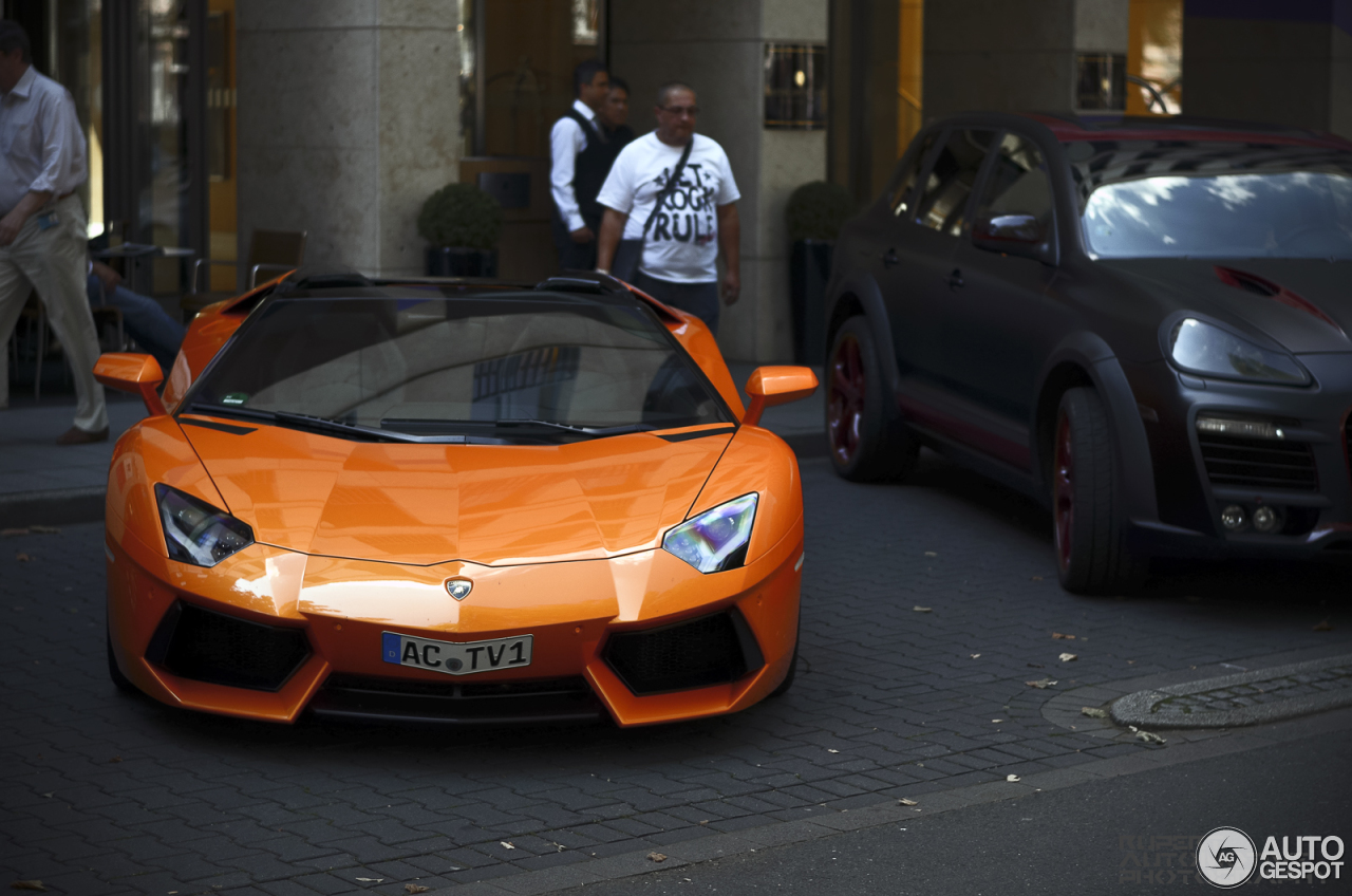 Lamborghini Aventador LP700-4 Roadster