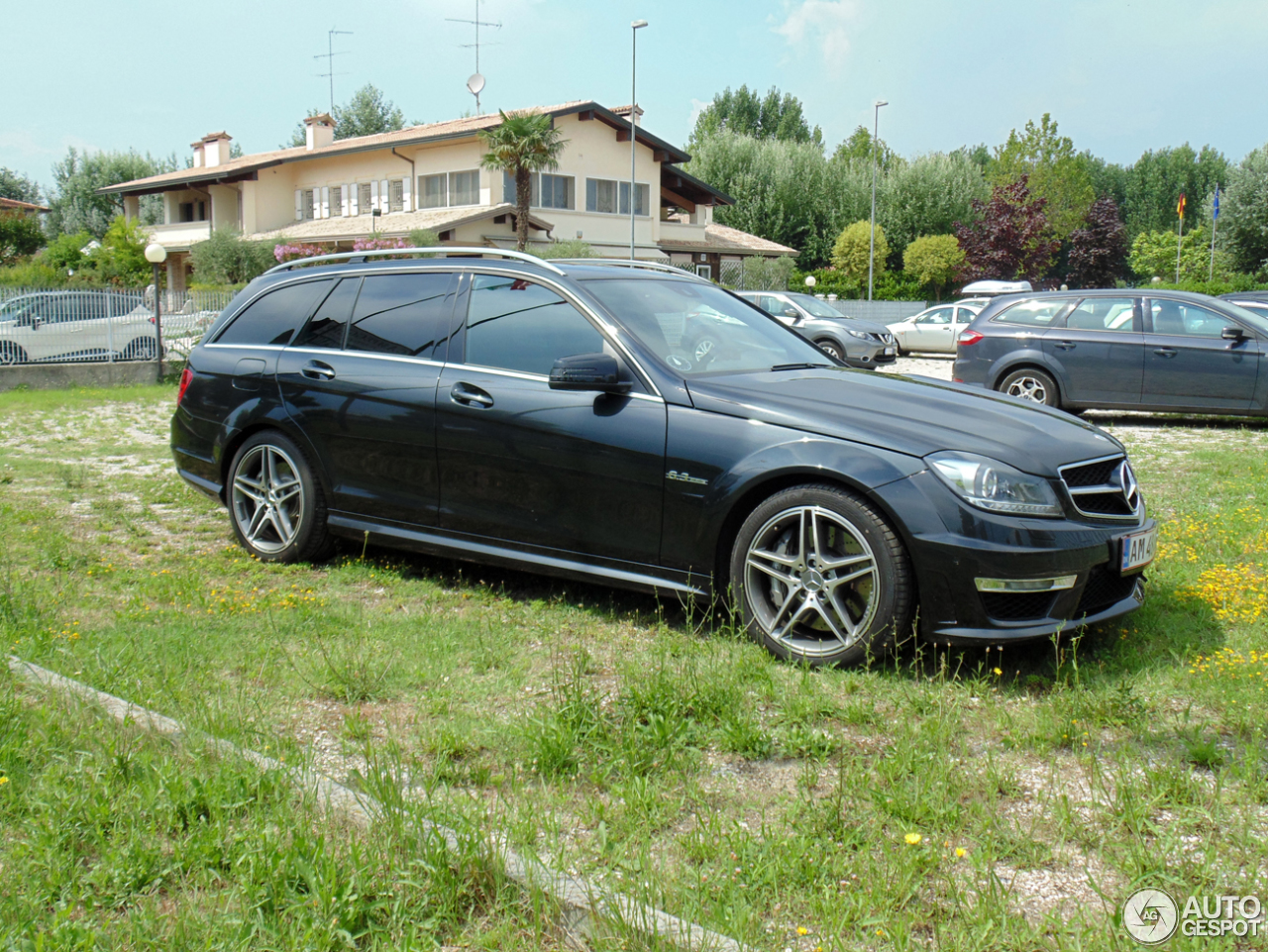 Mercedes-Benz C 63 AMG Estate 2012