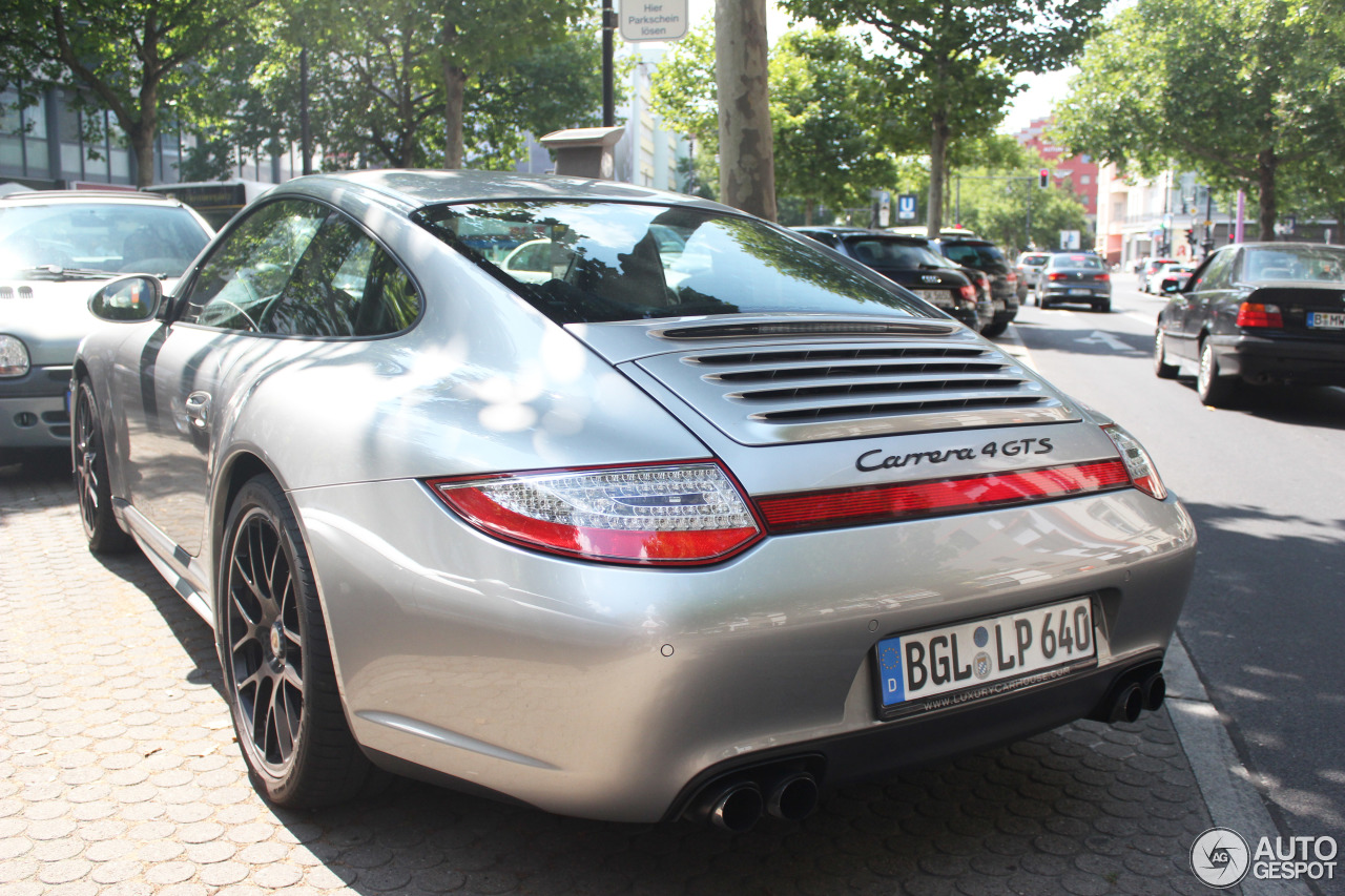 Porsche 997 Carrera 4 GTS