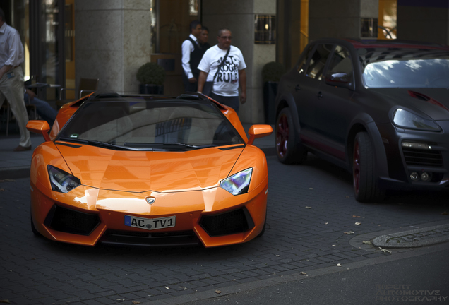 Lamborghini Aventador LP700-4 Roadster