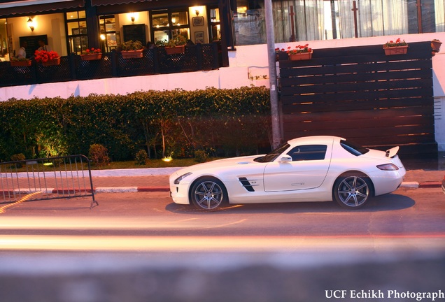 Mercedes-Benz SLS AMG