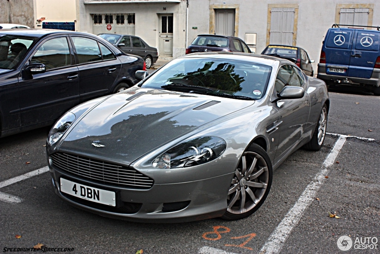 Aston Martin DB9