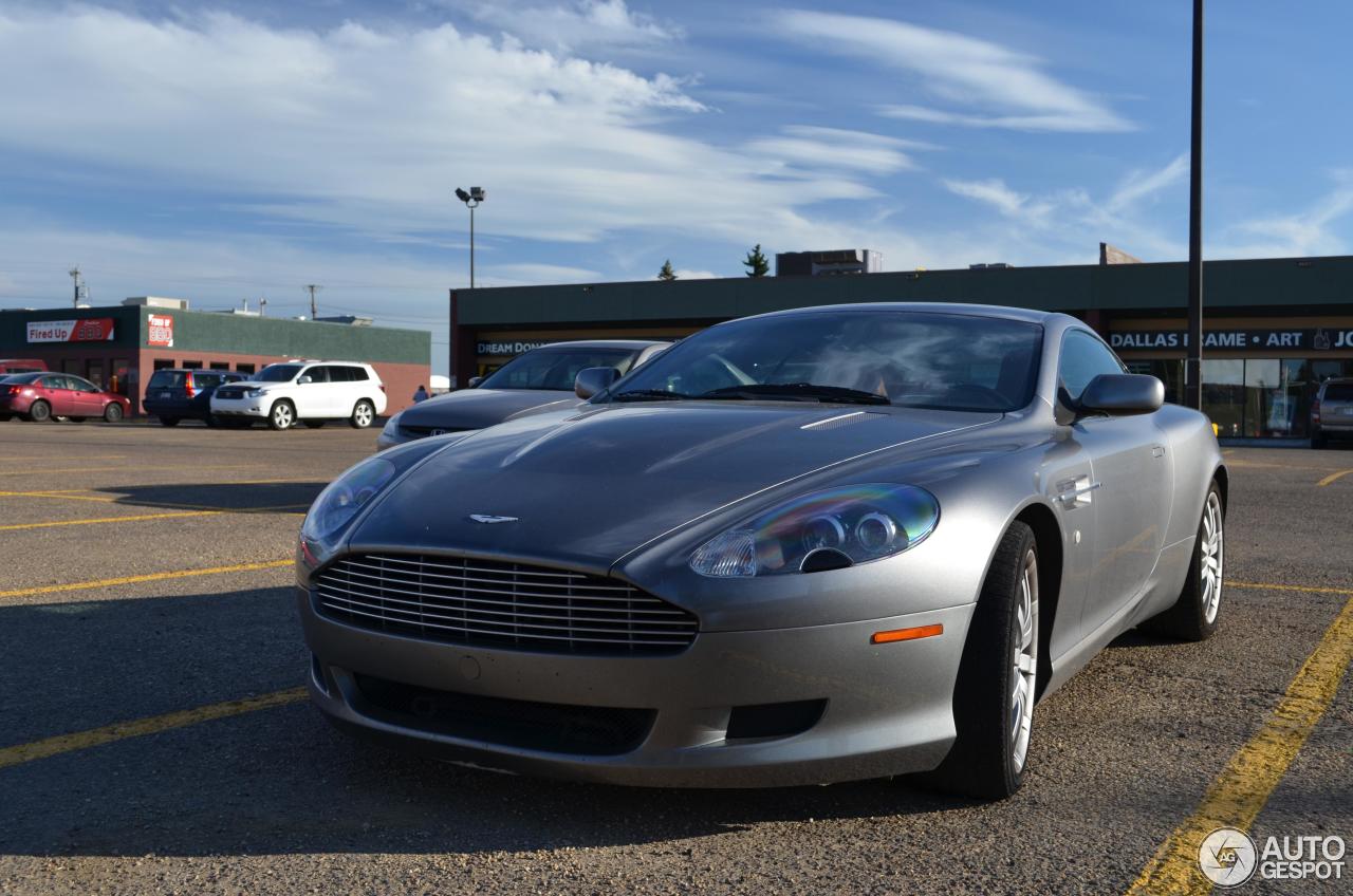 Aston Martin DB9