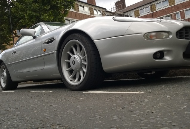 Aston Martin DB7