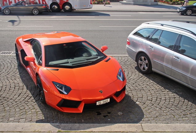 Lamborghini Aventador LP700-4