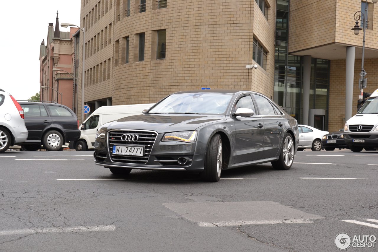 Audi S8 D4