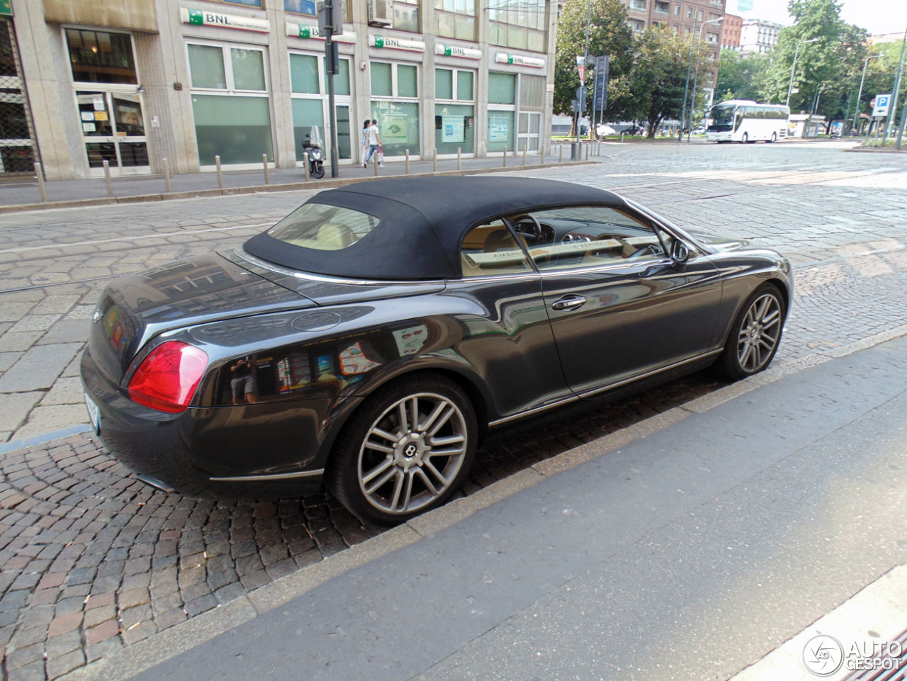 Bentley Continental GTC