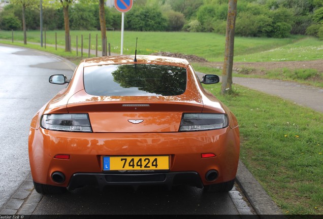 Aston Martin V8 Vantage S