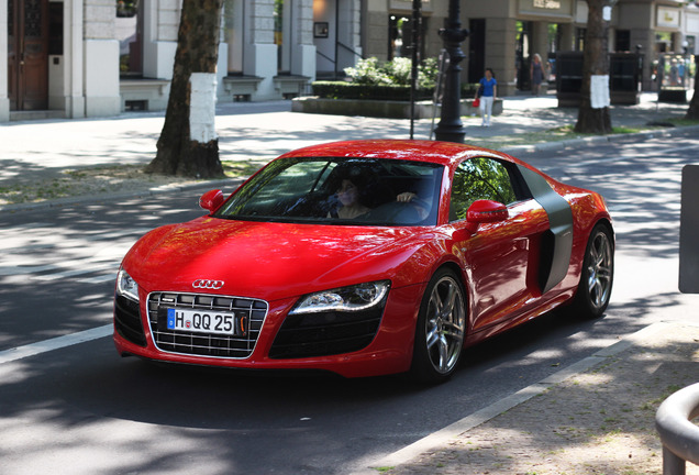 Audi R8 V10