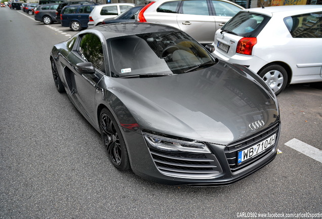 Audi R8 V10 Plus 2013