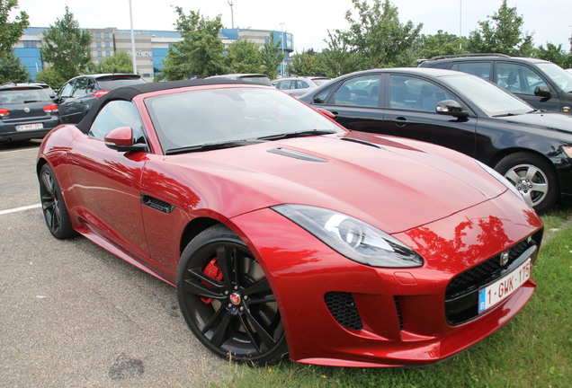 Jaguar F-TYPE S Convertible