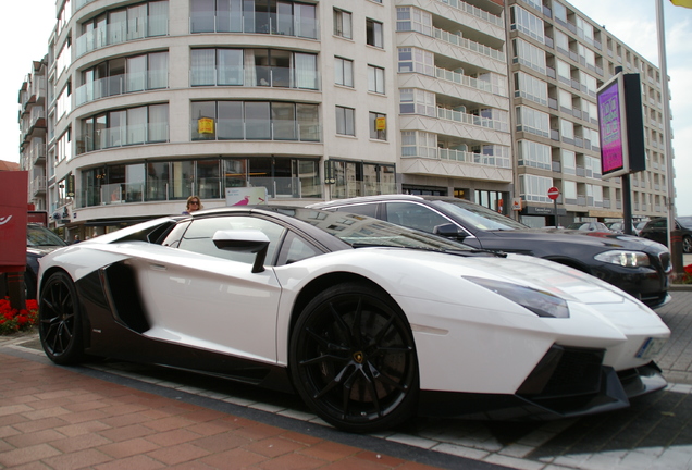 Lamborghini Aventador LP700-4 Roadster