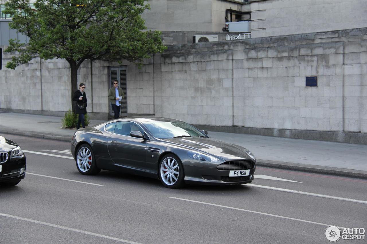 Aston Martin DB9