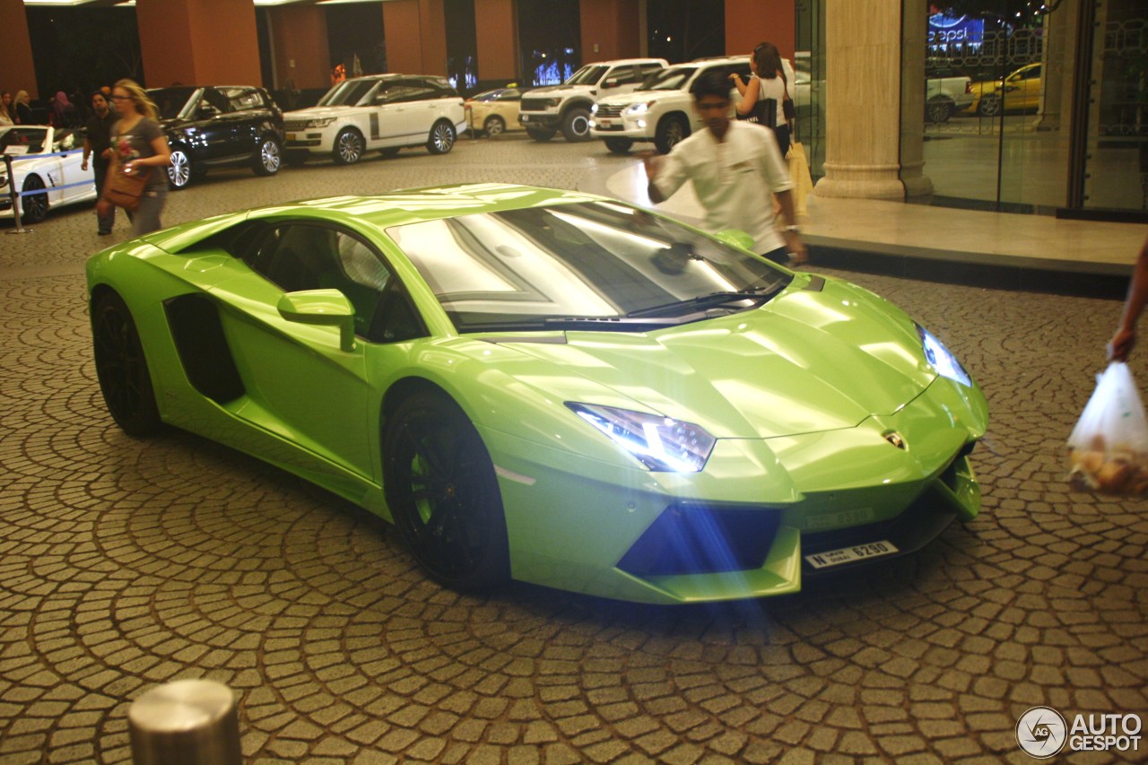 Lamborghini Aventador LP700-4