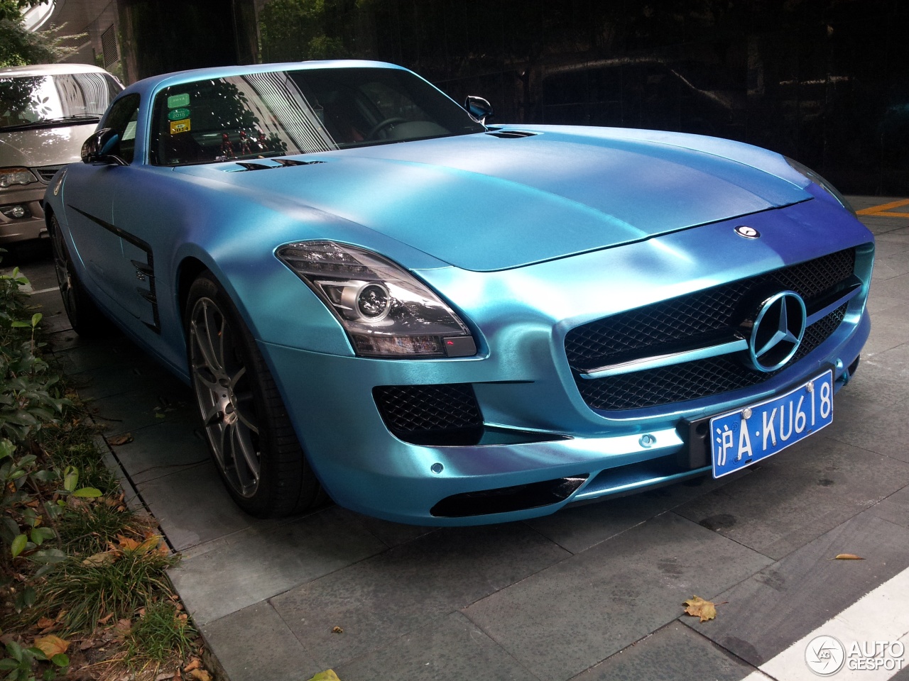 Mercedes-Benz SLS AMG