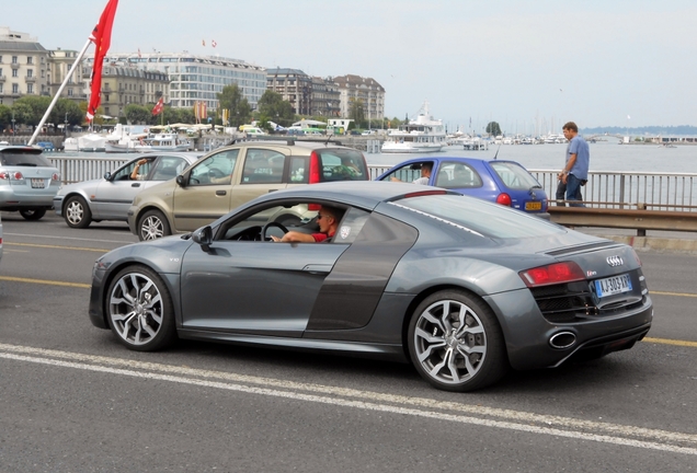 Audi R8 V10