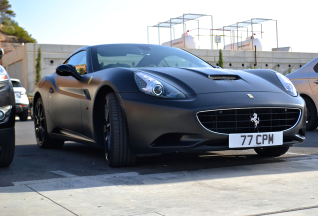 Ferrari California