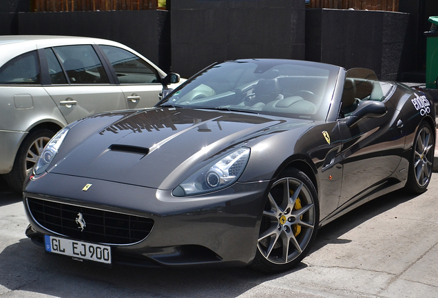 Ferrari California