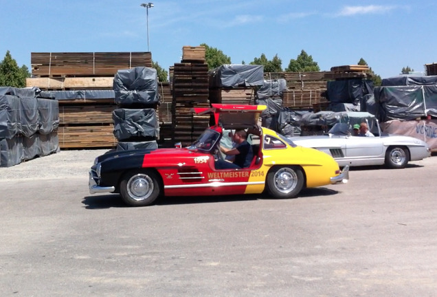 Mercedes-Benz 300SL Gullwing