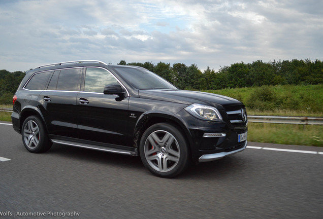 Mercedes-Benz GL 63 AMG X166