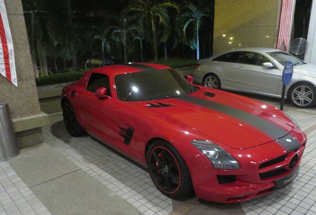 Mercedes-Benz SLS AMG