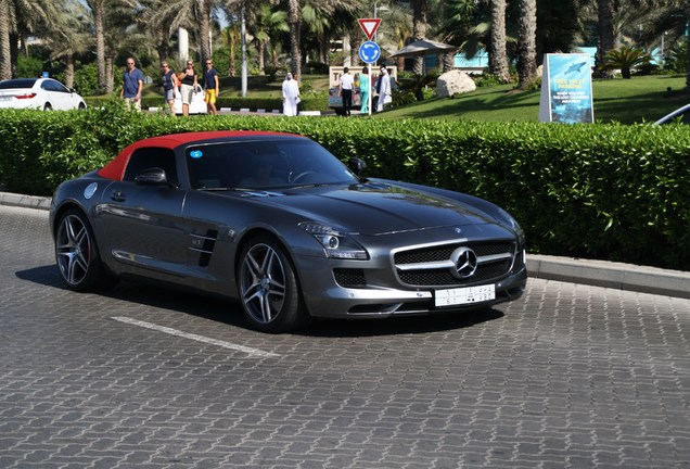 Mercedes-Benz SLS AMG Roadster