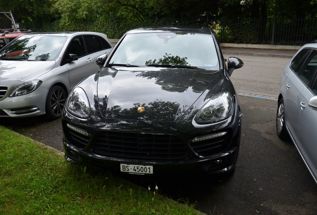 Porsche 958 Cayenne GTS