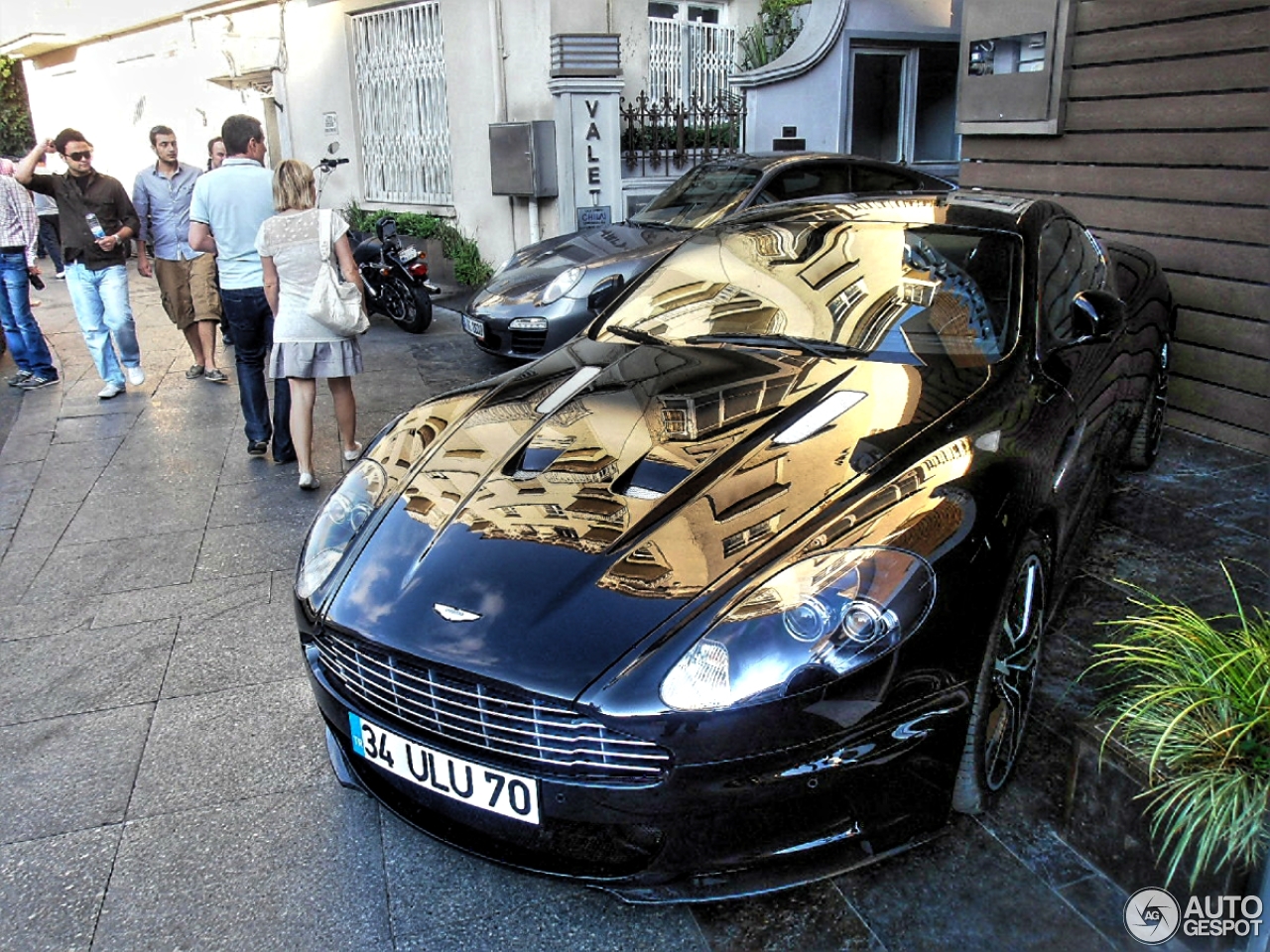 Aston Martin DBS