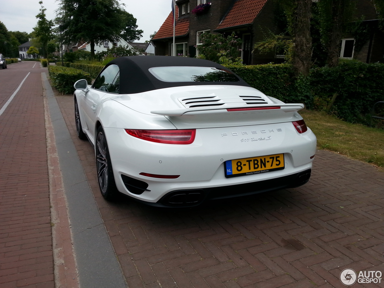 Porsche 991 Turbo S Cabriolet MkI