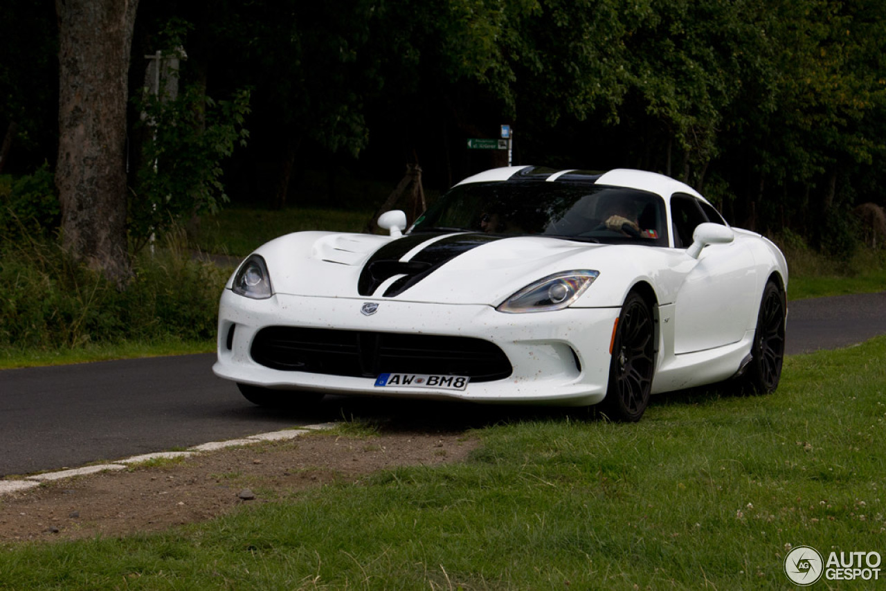 SRT Viper 2013