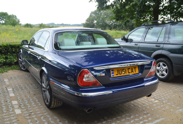 Jaguar XJR