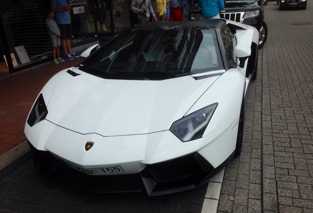 Lamborghini Aventador LP700-4 Roadster