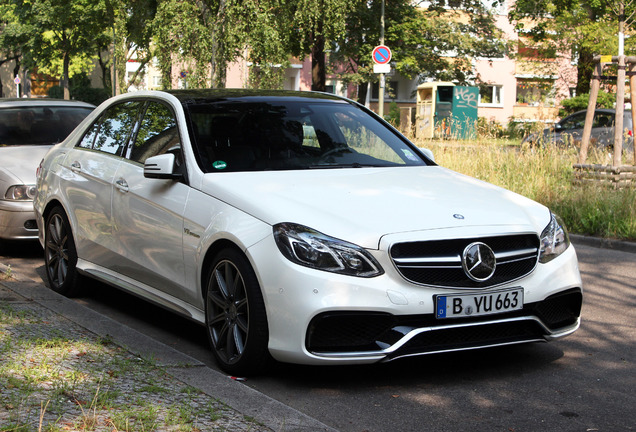 Mercedes-Benz E 63 AMG S W212