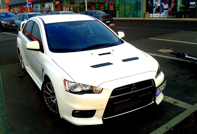 Mitsubishi Lancer Evolution X