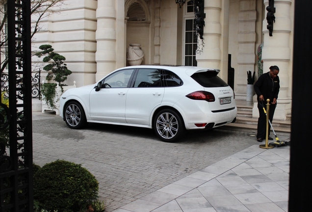 Porsche 958 Cayenne GTS