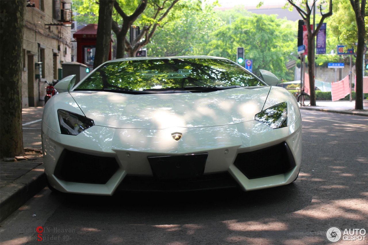 Lamborghini Aventador LP700-4