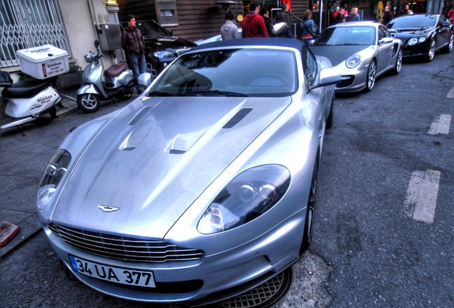 Aston Martin DBS Volante