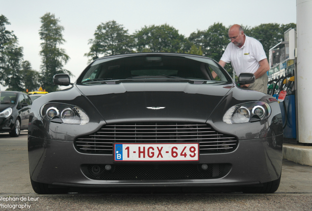 Aston Martin V8 Vantage Roadster