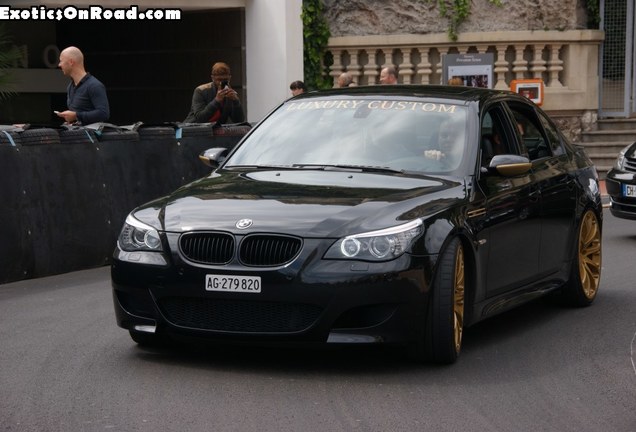 BMW M5 E60 2005