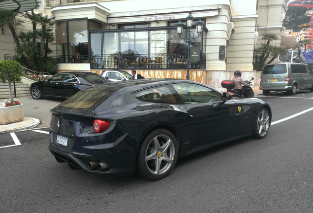 Ferrari FF