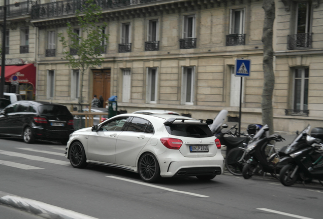 Mercedes-Benz A 45 AMG