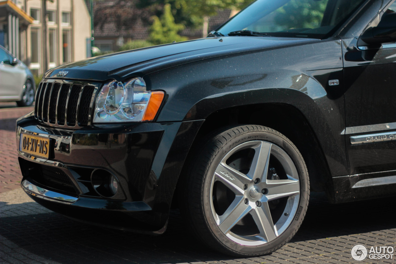 Jeep Grand Cherokee SRT-8 2005