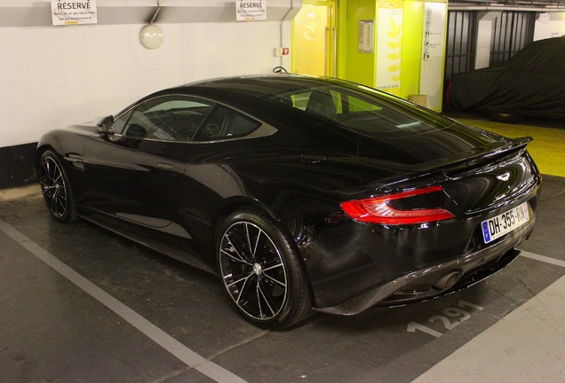 Aston Martin Vanquish 2013