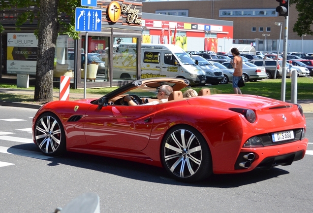 Ferrari California