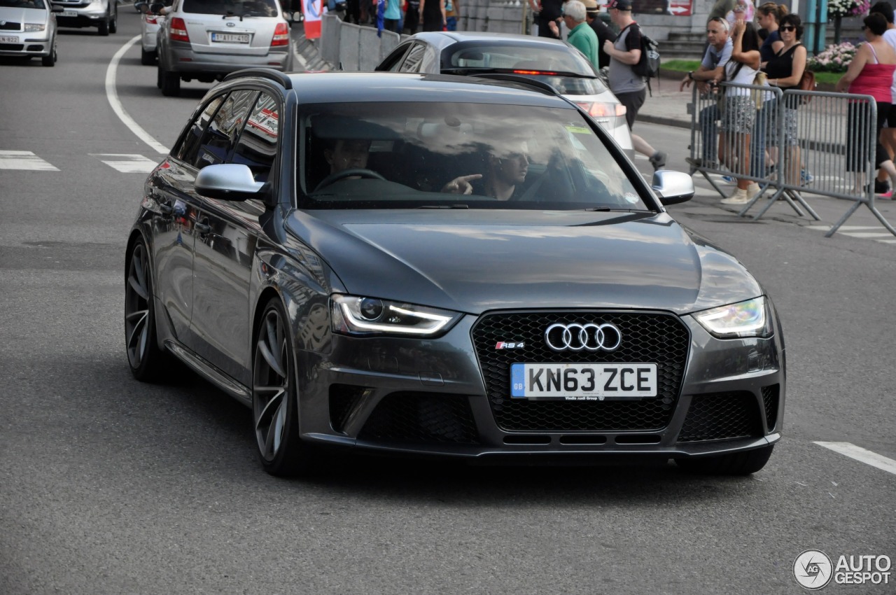 Audi RS4 Avant B8