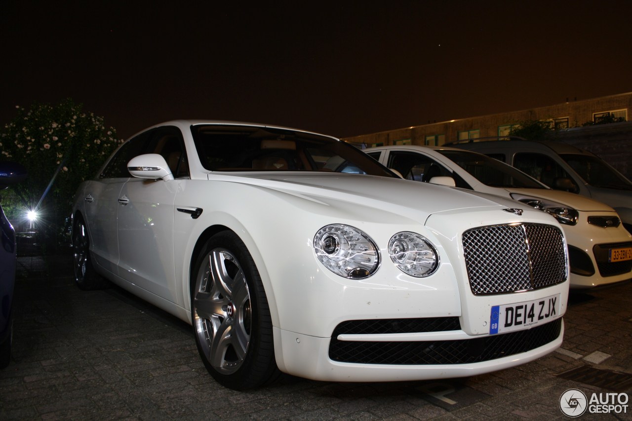 Bentley Flying Spur V8