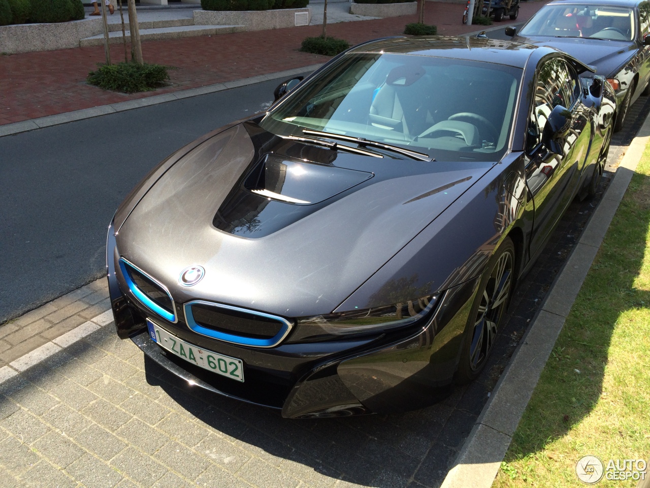 BMW i8