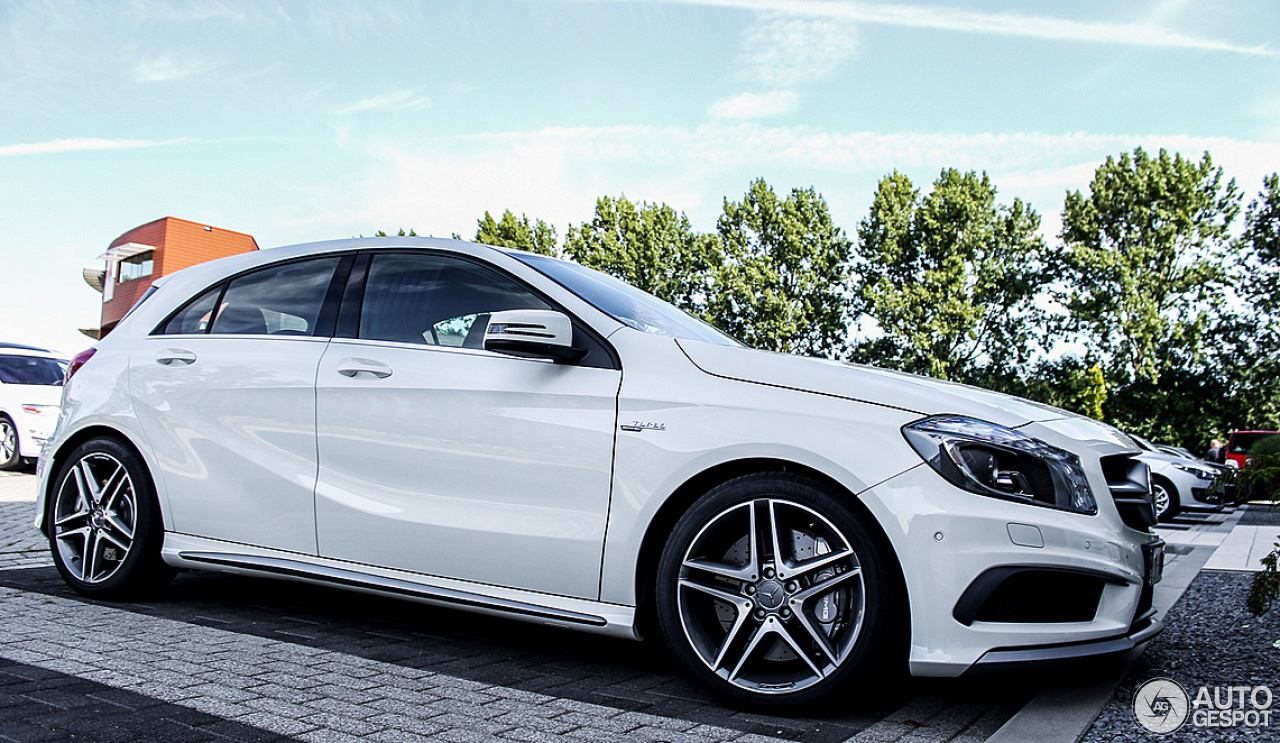 Mercedes-Benz A 45 AMG