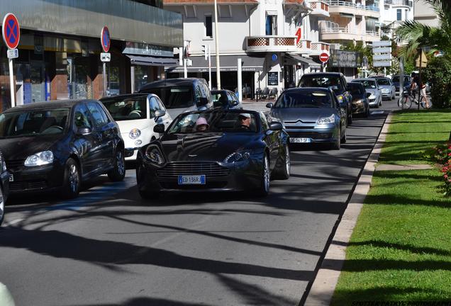 Aston Martin V8 Vantage Roadster